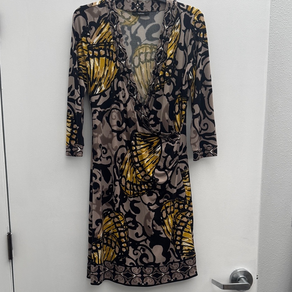 Alfani Black and Yellow Long Sleeve Dress
